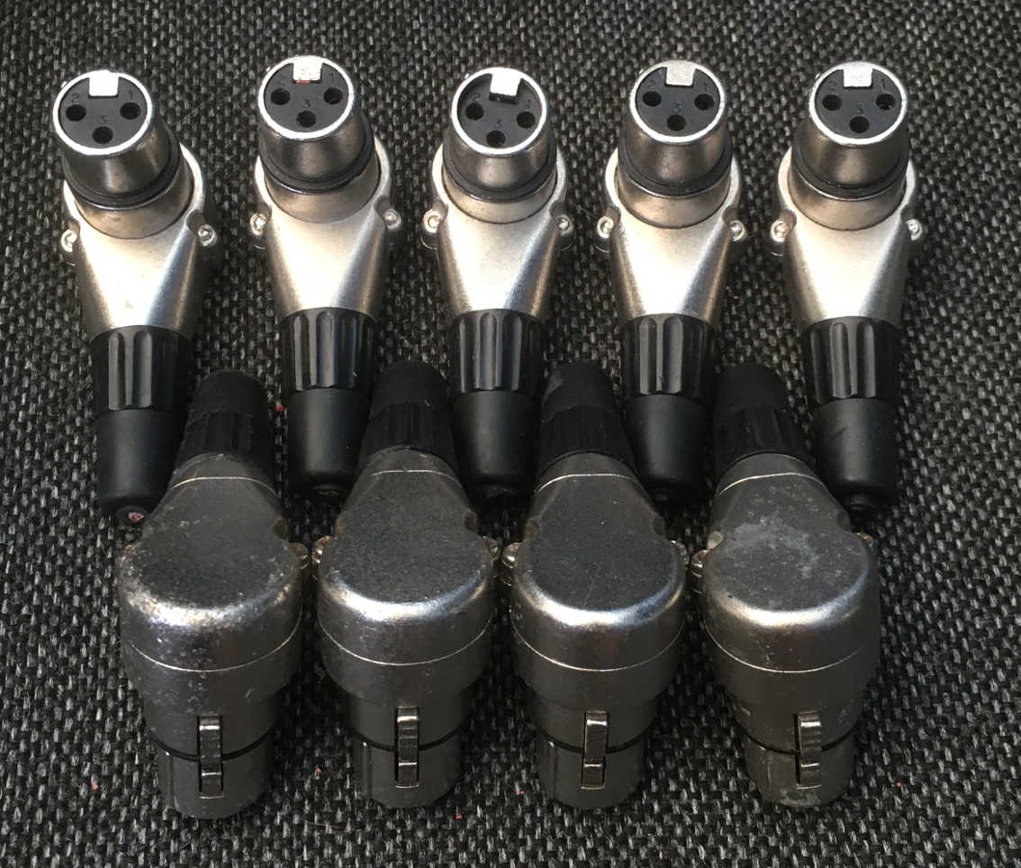 Soundsation SXLR034F stock di 9 connettori XLR femmina 90° USATI Soundsation SXLR034F stock di 9 connettori XLR femmina 90° USATI