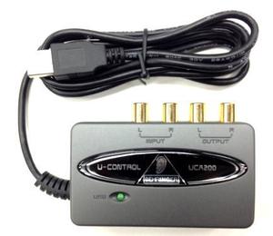 Behringer UCA-200 Behringer UCA-200
